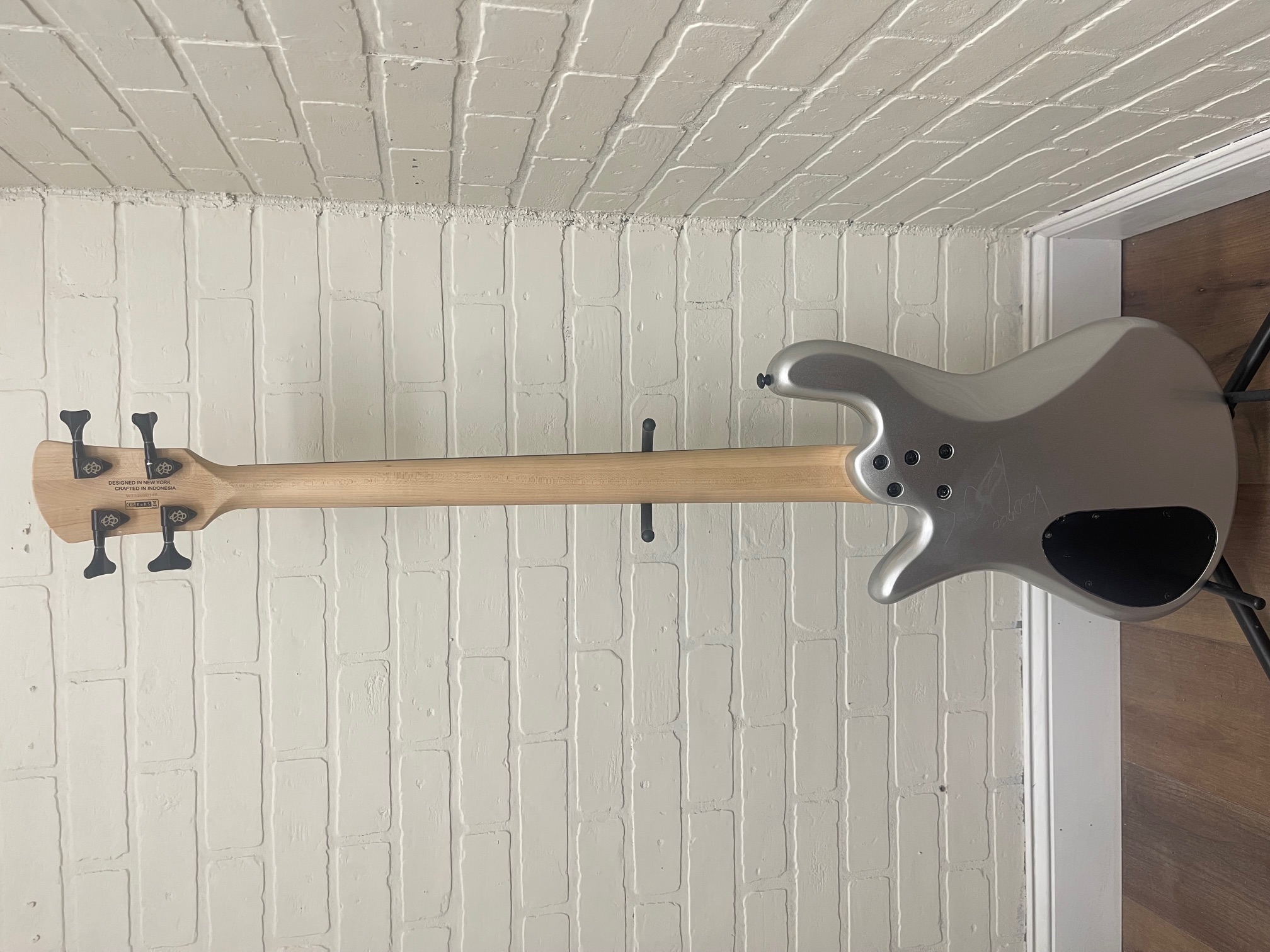 Spector Performer 4 Bass (Silver) | The Twisted Chord KY