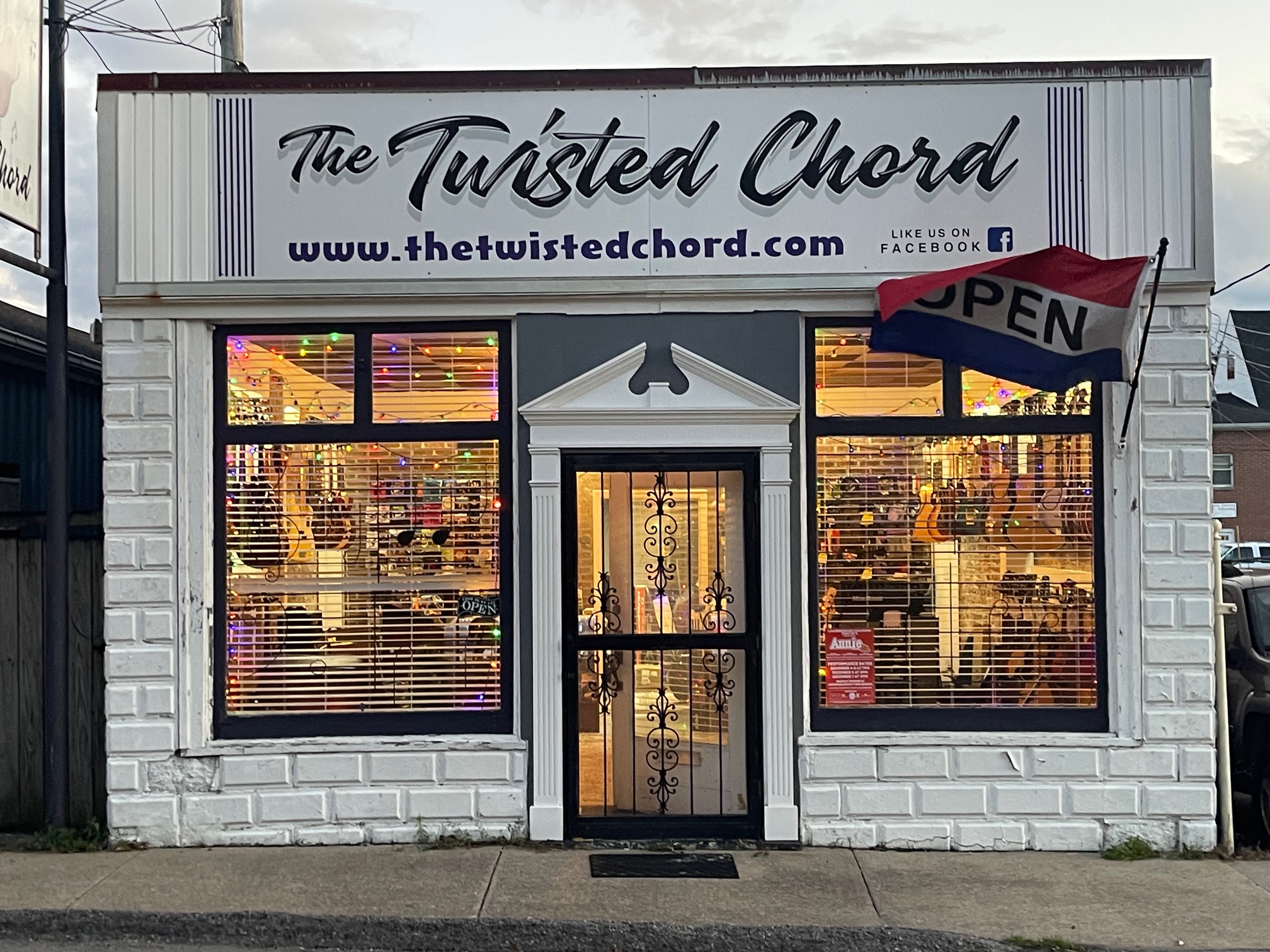 The Twisted Chord storefront in Lawrenceburg, Kentucky